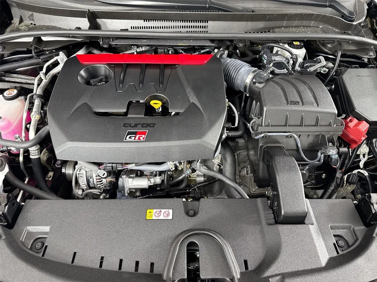 2024 Toyota GR Corolla Core thumbnail 41