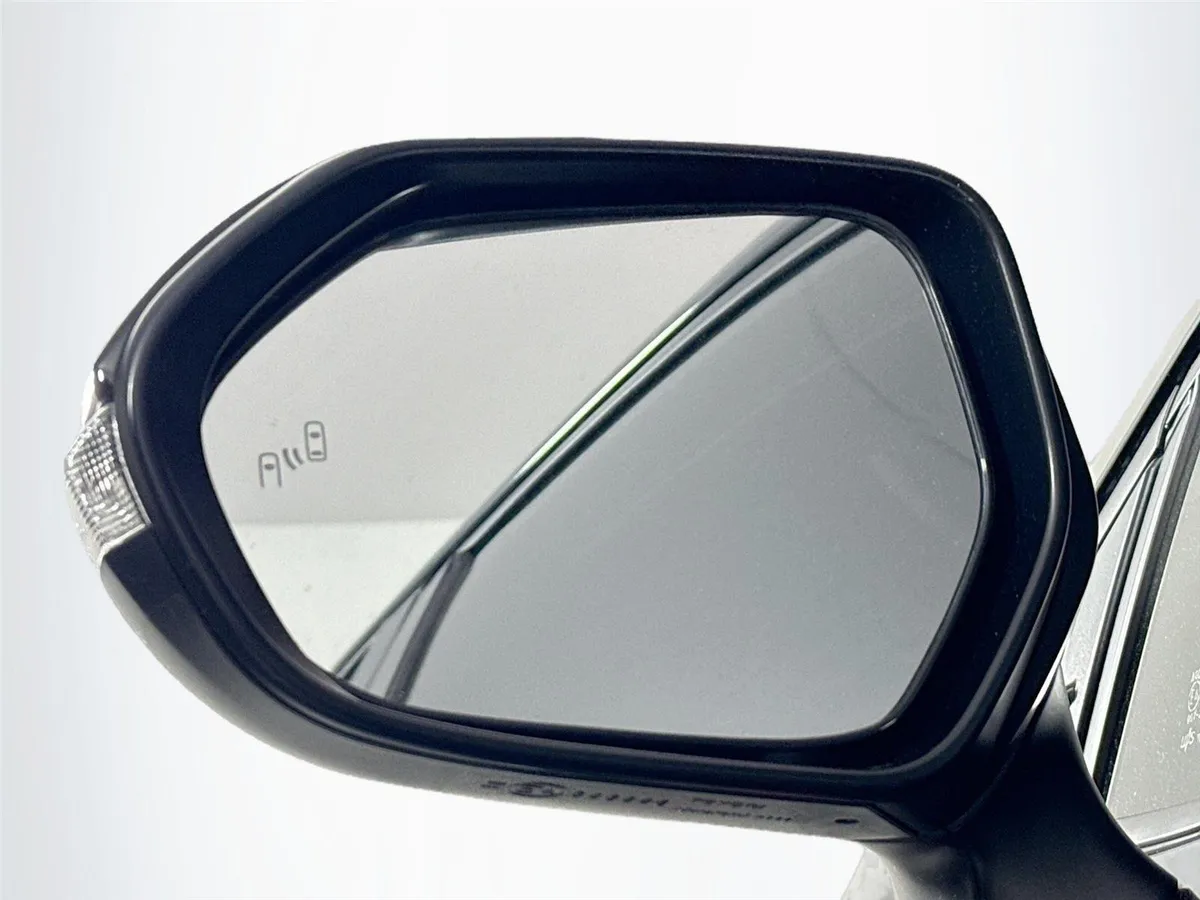 2024 Toyota GR Corolla Core thumbnail 5