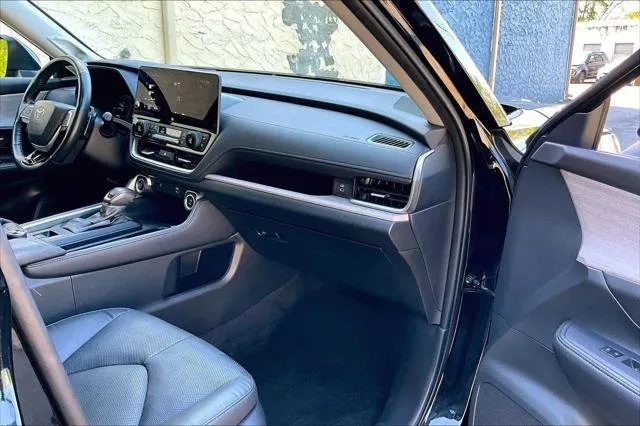 2024 Toyota GRAND HIGHLANDER thumbnail 19