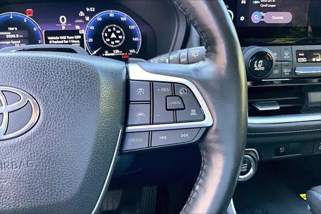 2024 Toyota GRAND HIGHLANDER thumbnail 25