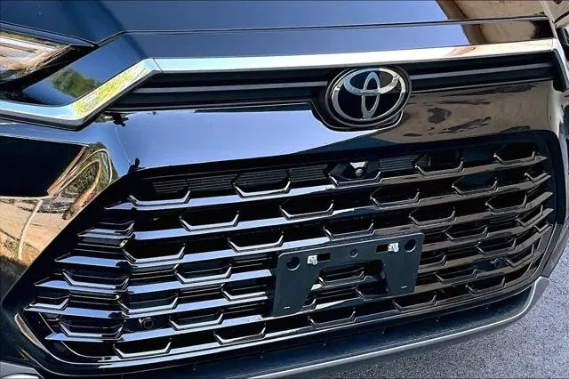 2024 Toyota GRAND HIGHLANDER thumbnail 30