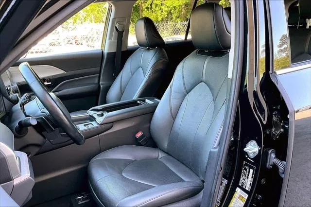 2024 Toyota GRAND HIGHLANDER thumbnail 8