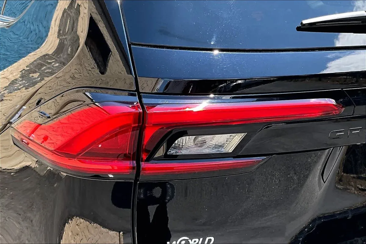 2024 Toyota Grand Highlander Limited thumbnail 29