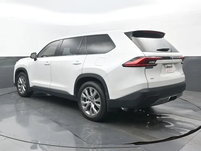 2024 Toyota Grand Highlander Limited thumbnail 3