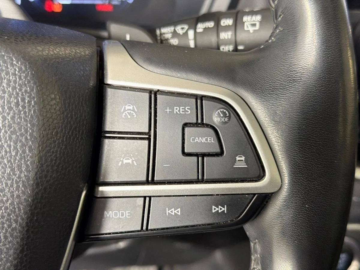 2024 Toyota Grand Highlander Platinum thumbnail 27