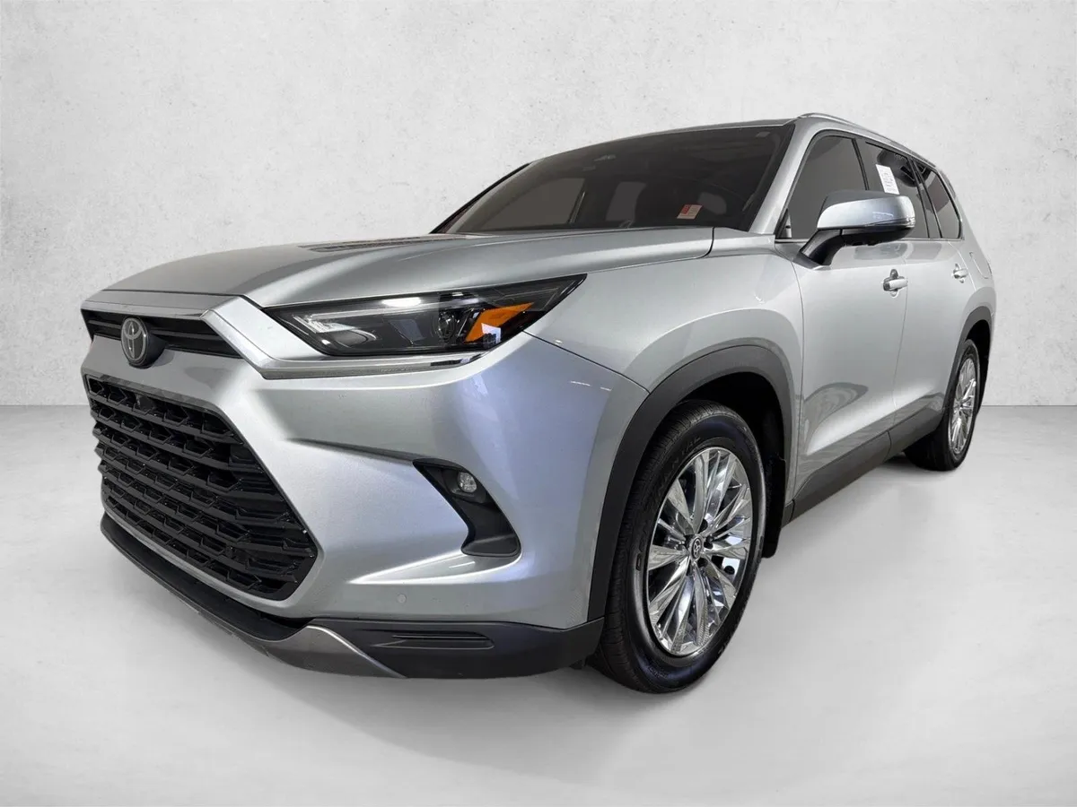 2024 Toyota Grand Highlander Platinum thumbnail 8