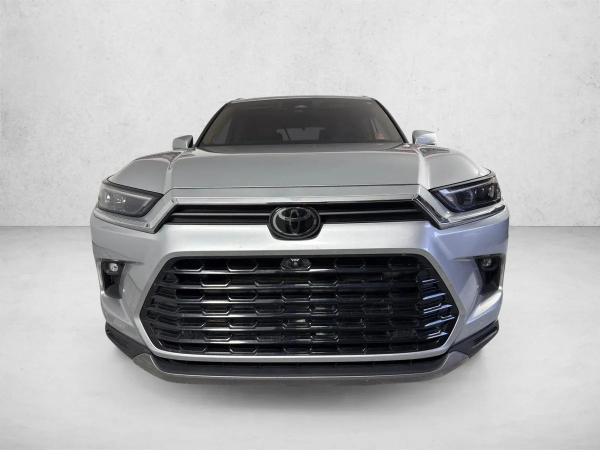 2024 Toyota Grand Highlander Platinum thumbnail 9
