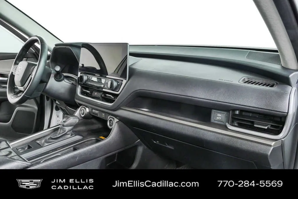 2024 Toyota Grand Highlander XLE thumbnail 22