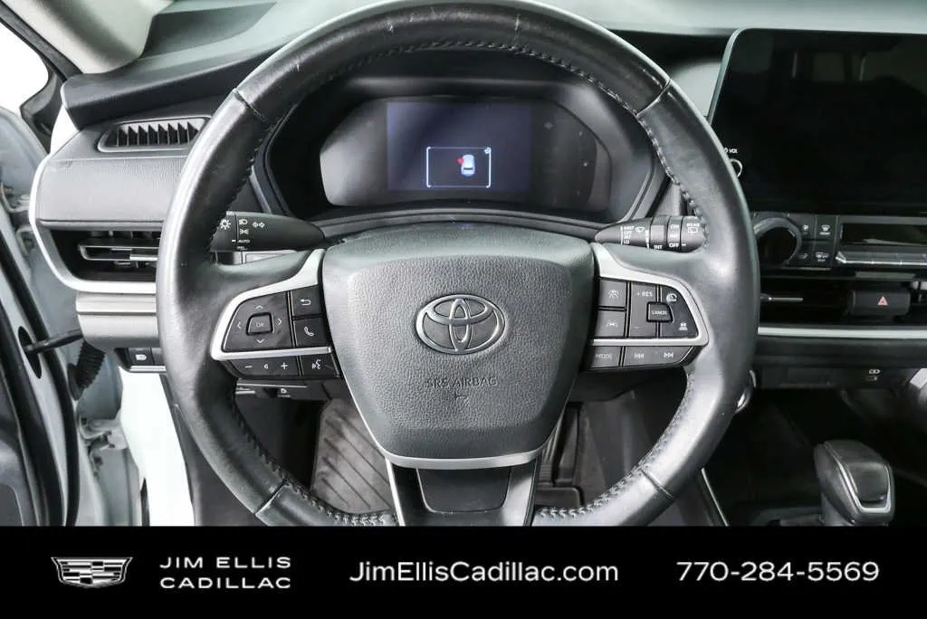 2024 Toyota Grand Highlander XLE thumbnail 8