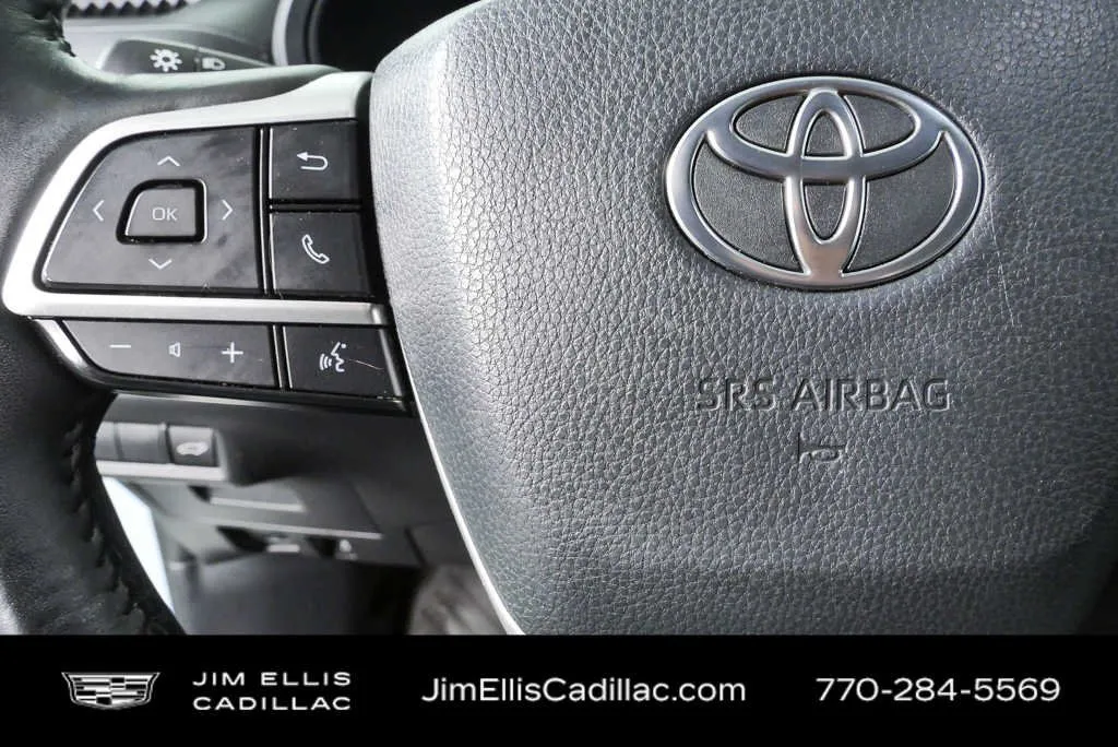 2024 Toyota Grand Highlander XLE thumbnail 9