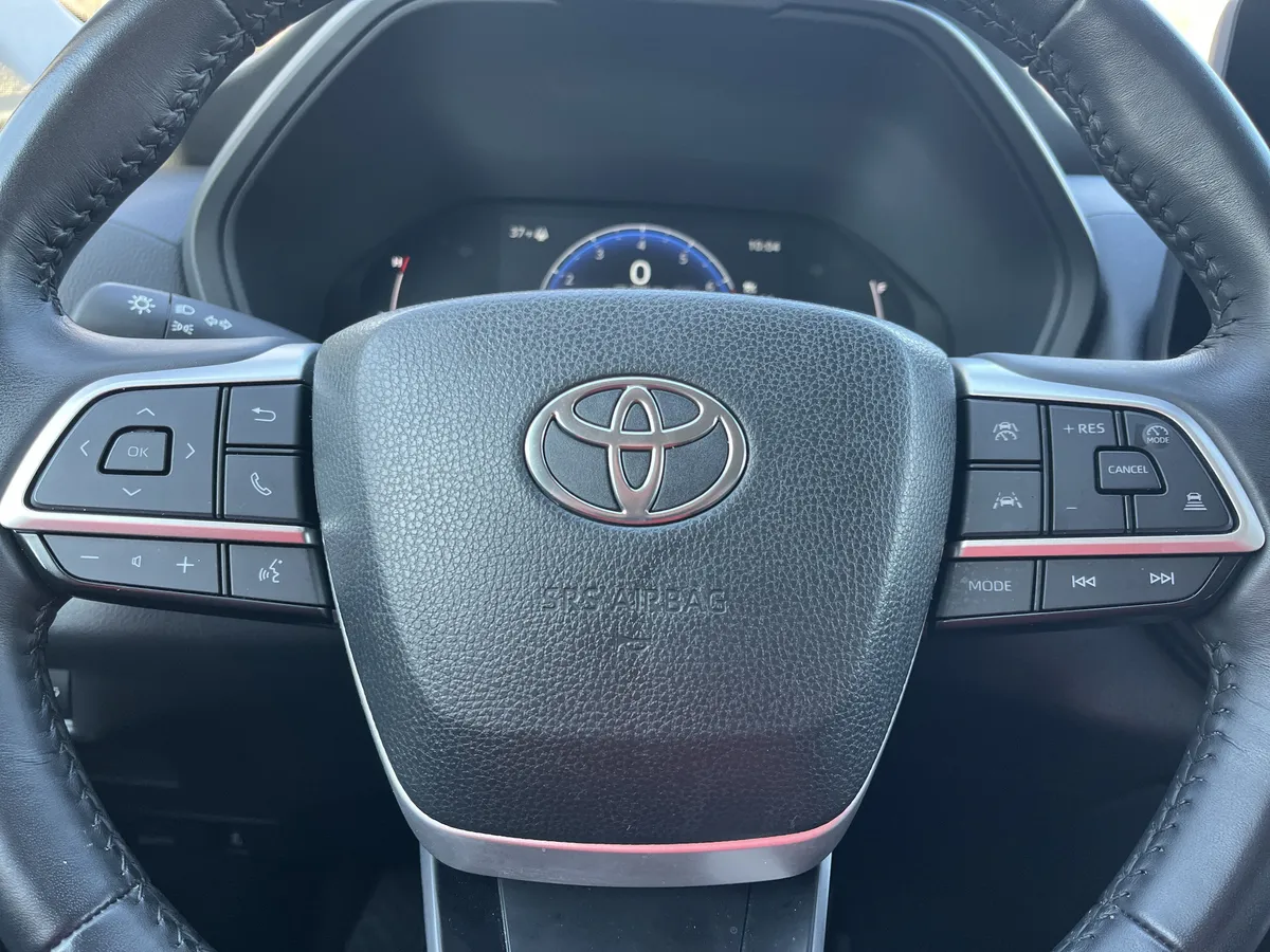 2024 Toyota Grand Highlander XLE thumbnail 14
