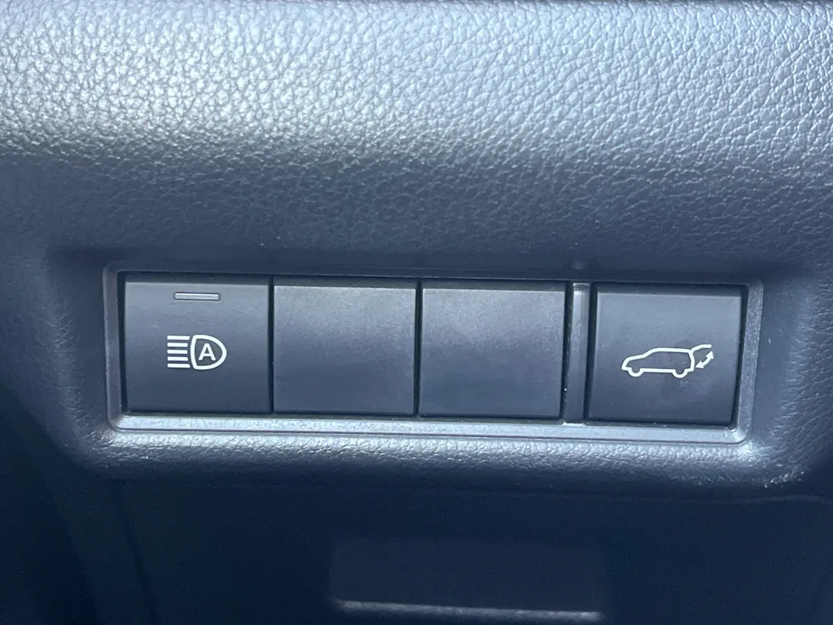 2024 Toyota Grand Highlander XLE thumbnail 16