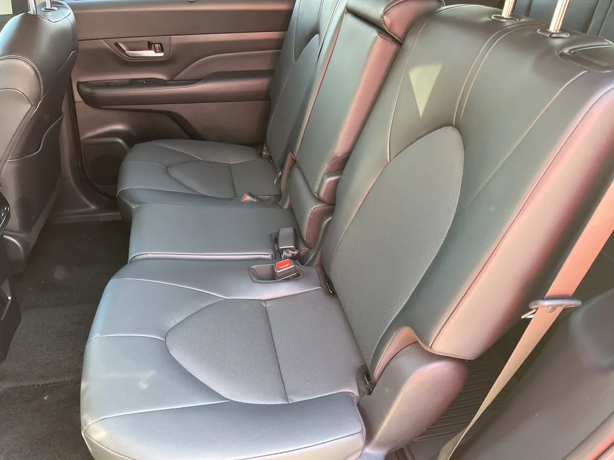 2024 Toyota Grand Highlander XLE thumbnail 20