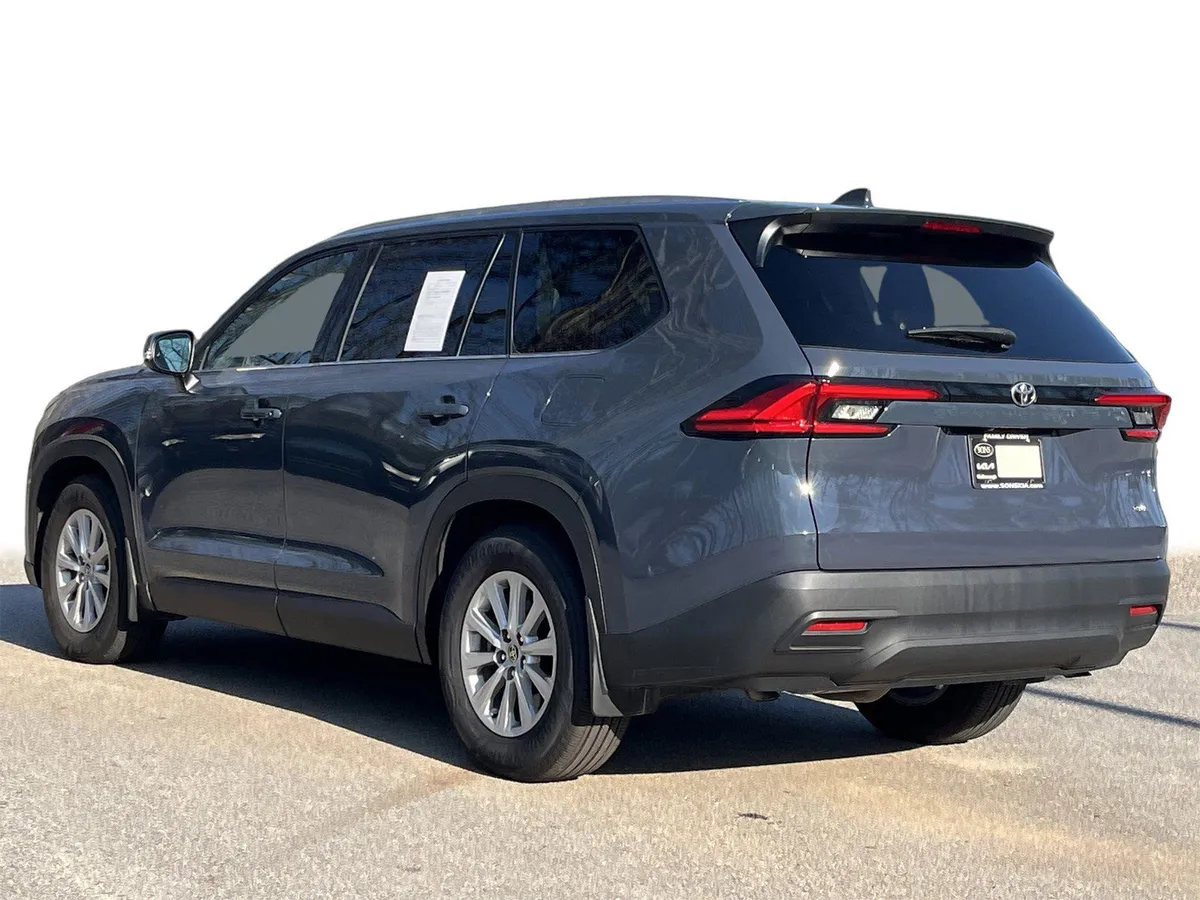 2024 Toyota Grand Highlander XLE thumbnail 26