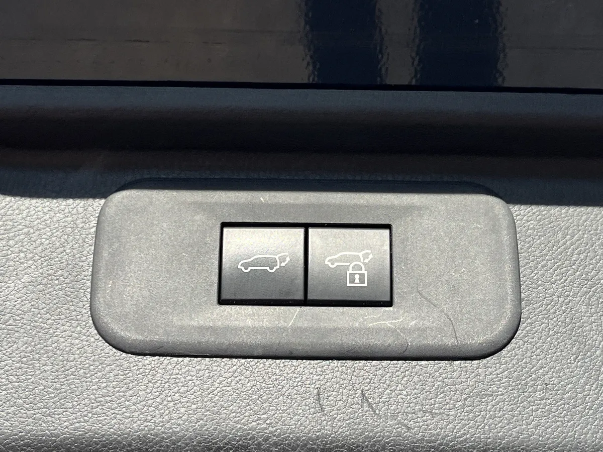 2024 Toyota Grand Highlander XLE thumbnail 30