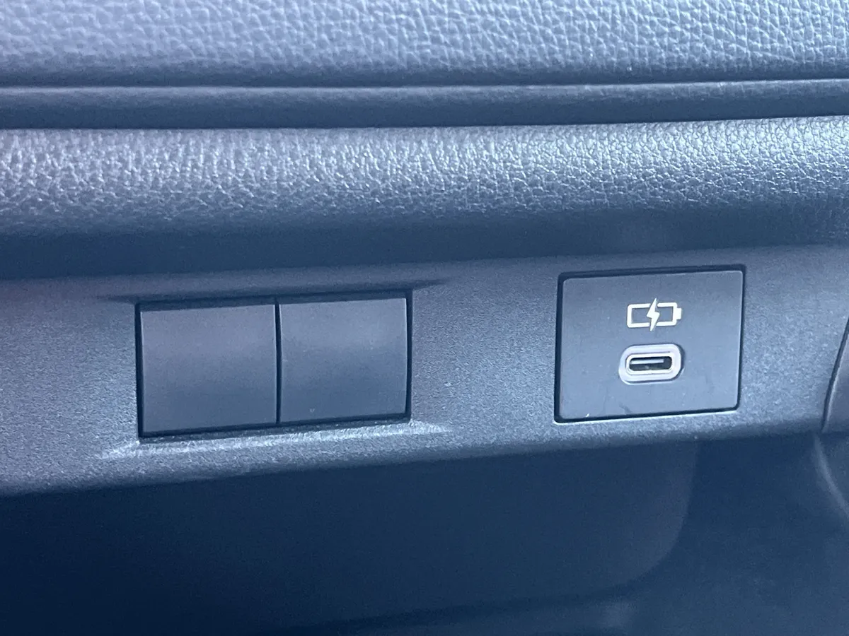 2024 Toyota Grand Highlander XLE thumbnail 7