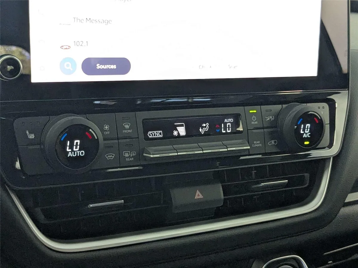 2024 Toyota Grand Highlander XLE thumbnail 21