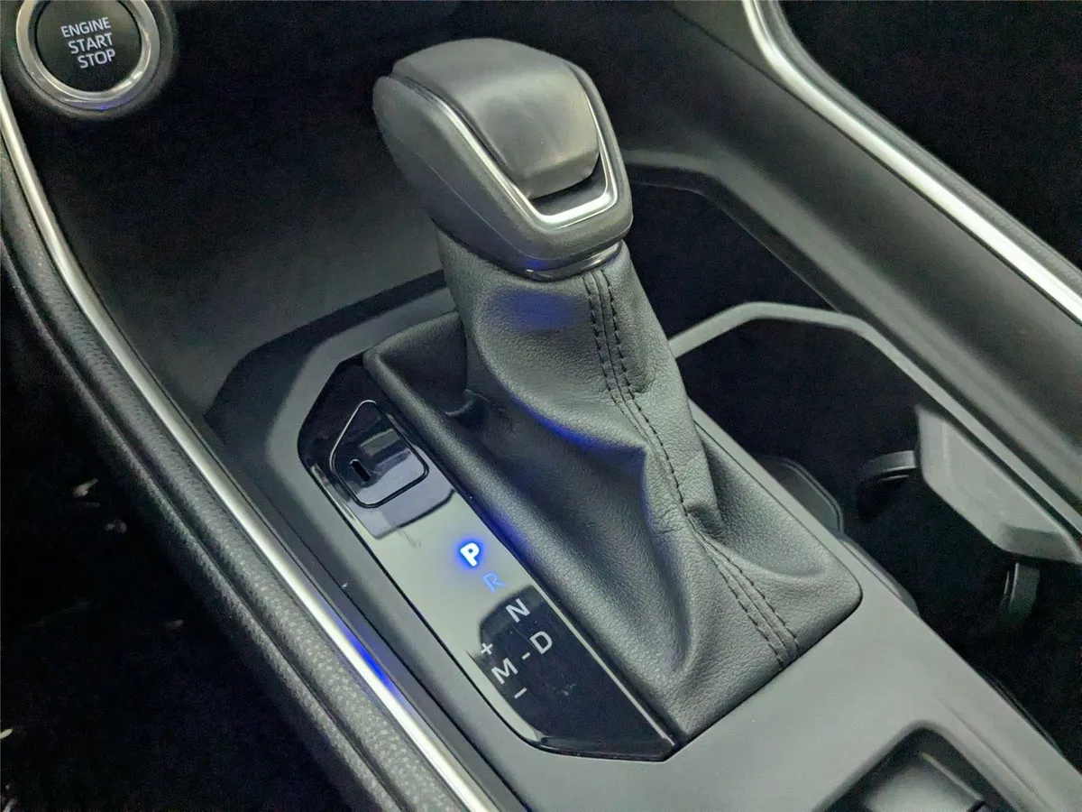 2024 Toyota Grand Highlander XLE thumbnail 25