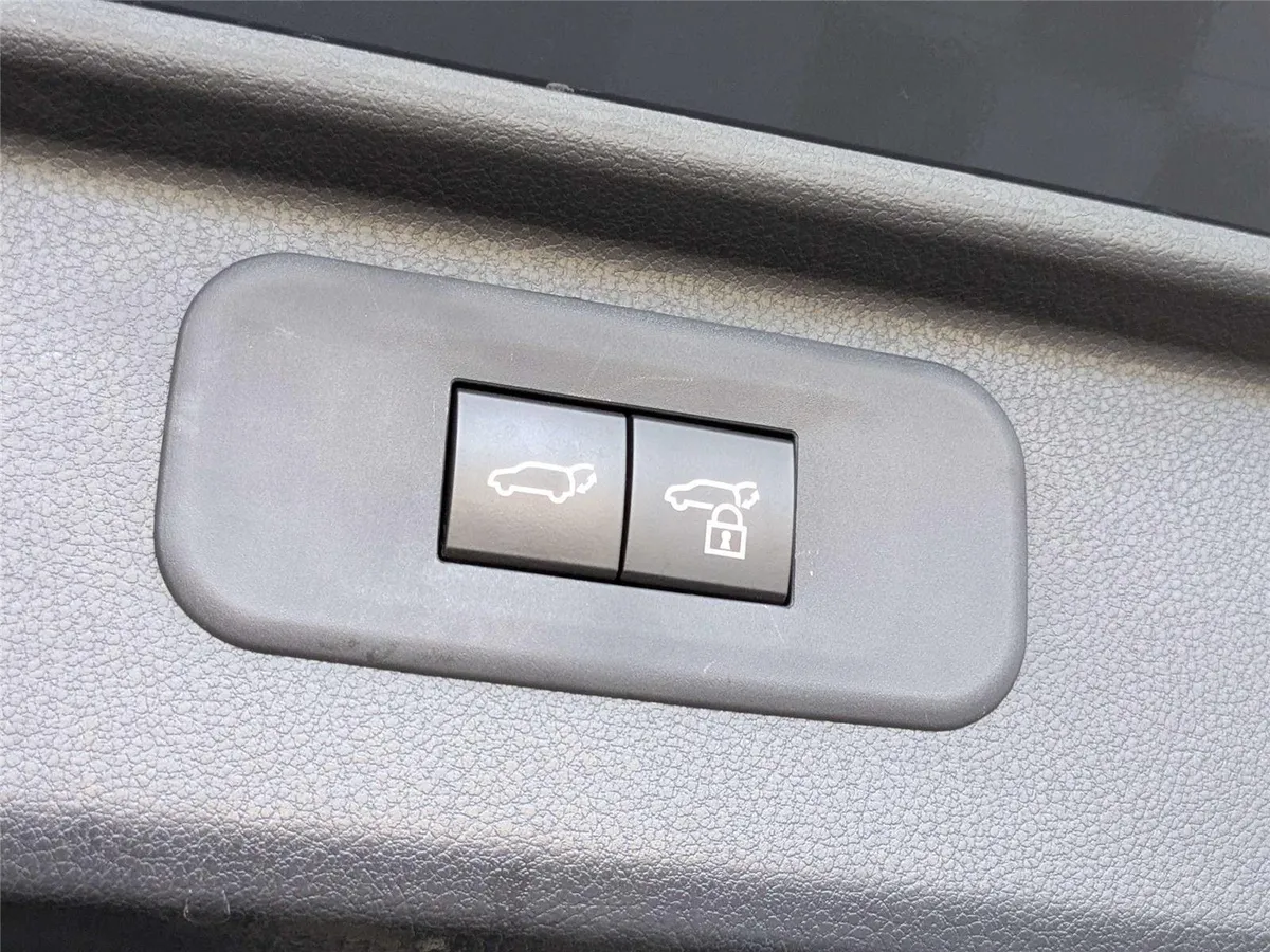 2024 Toyota Grand Highlander XLE thumbnail 9