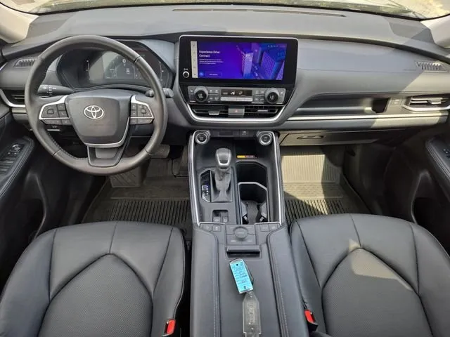 2024 Toyota Grand Highlander XLE thumbnail 21