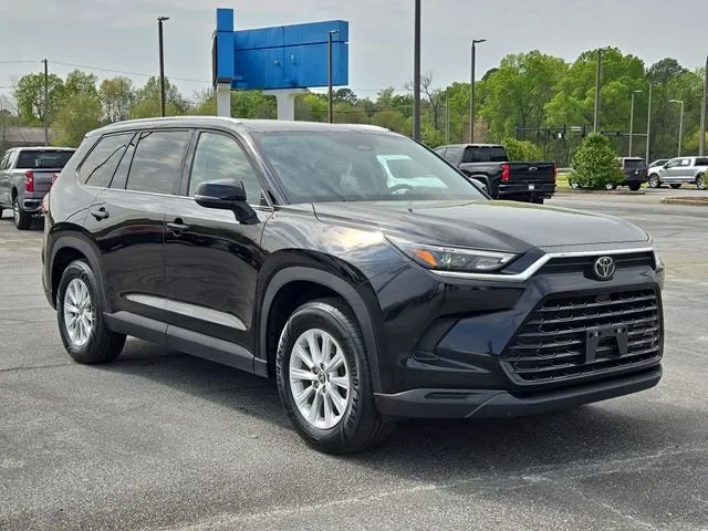 2024 Toyota Grand Highlander XLE thumbnail 4
