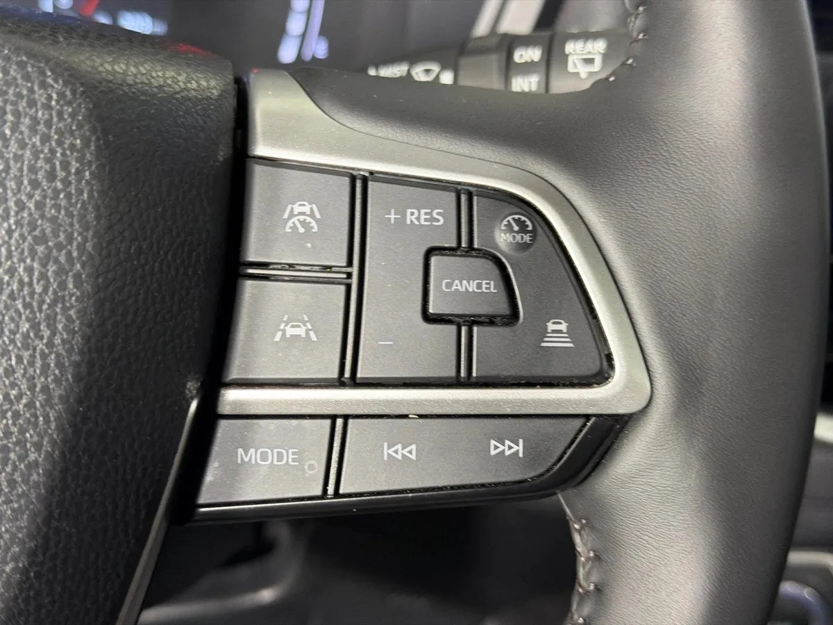 2024 Toyota Grand Highlander XLE thumbnail 27