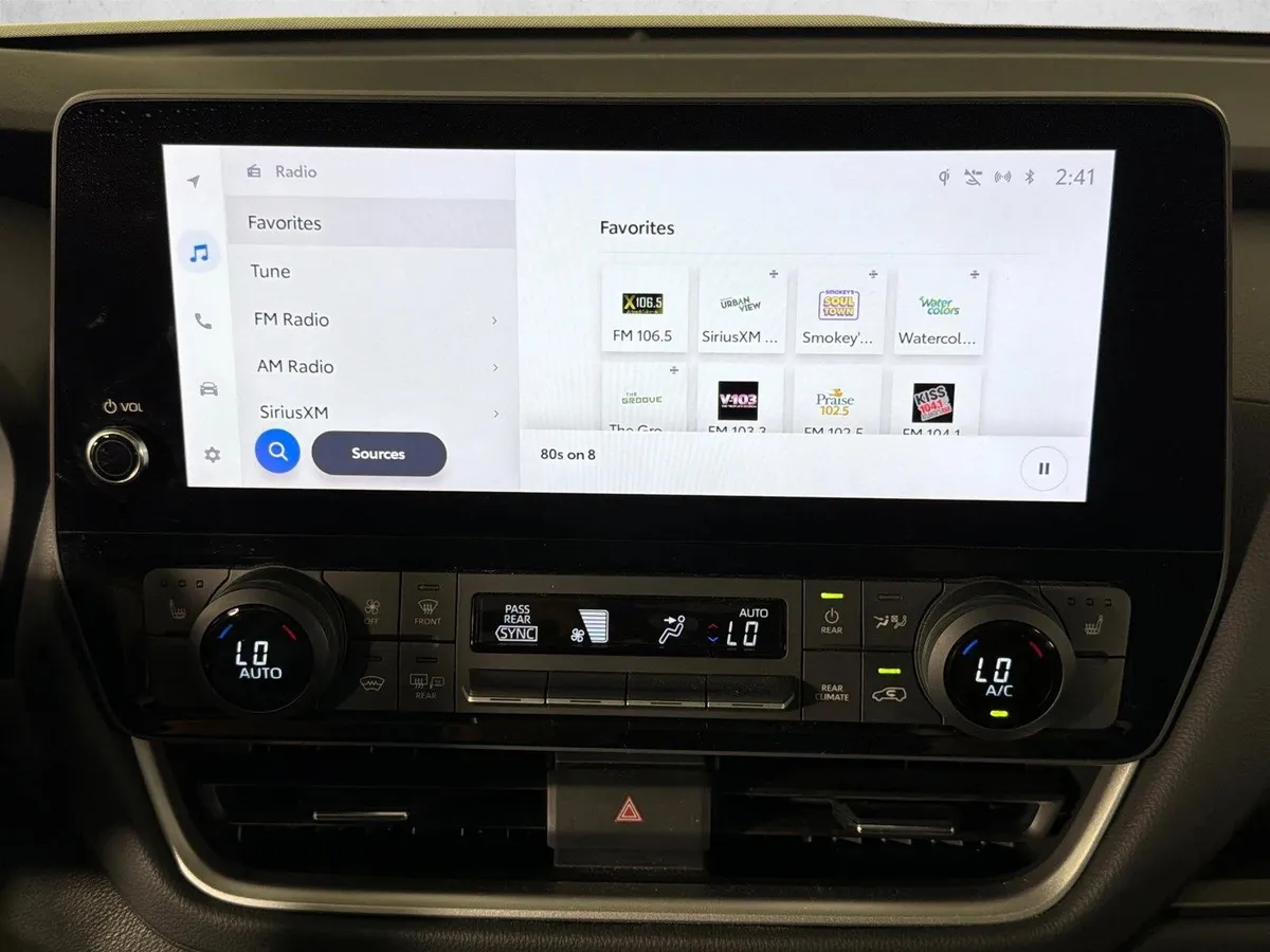 2024 Toyota Grand Highlander XLE thumbnail 30