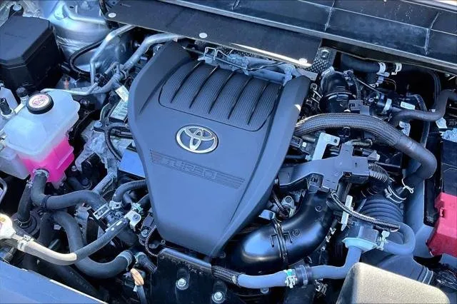 2024 Toyota HIGHLANDER thumbnail 31