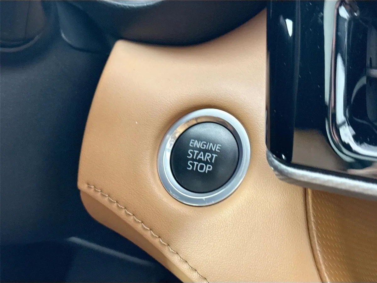 2024 Toyota Highlander Platinum thumbnail 22