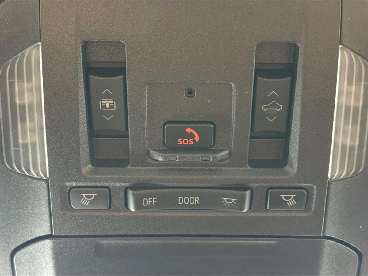 2024 Toyota Highlander Platinum thumbnail 23