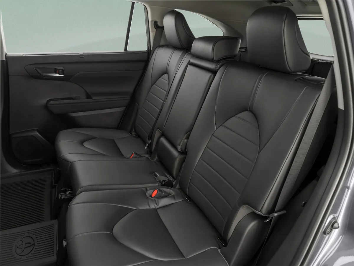 2024 Toyota Highlander XLE thumbnail 17
