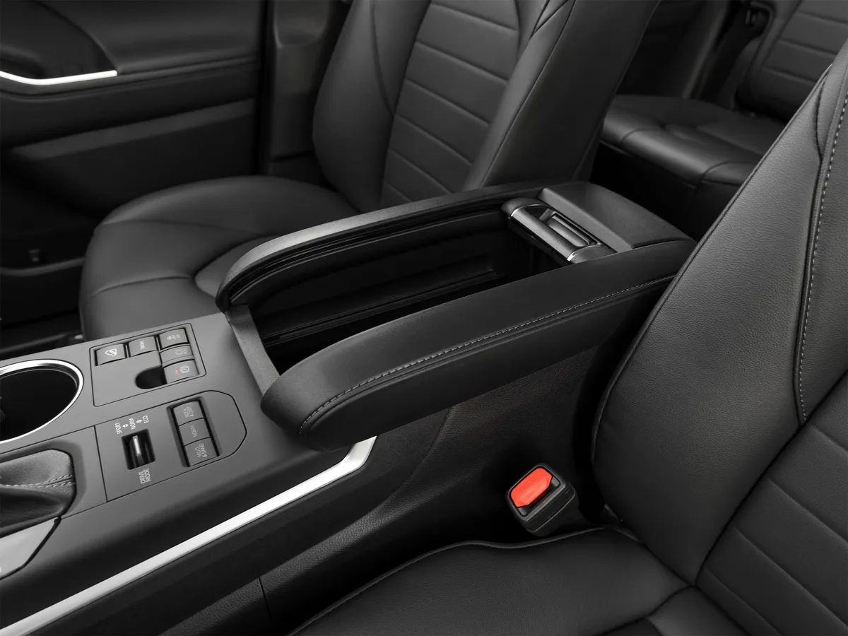 2024 Toyota Highlander XLE thumbnail 21