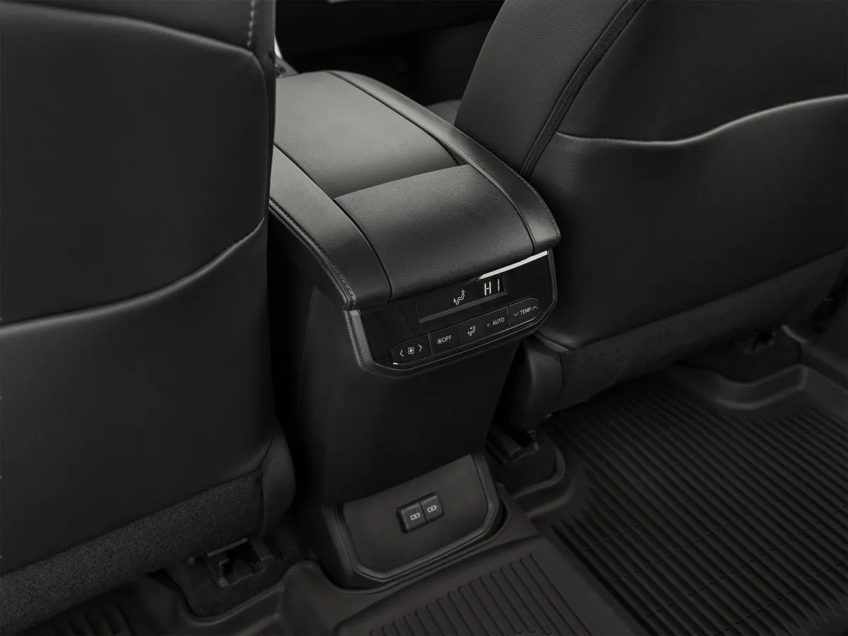 2024 Toyota Highlander XLE thumbnail 26