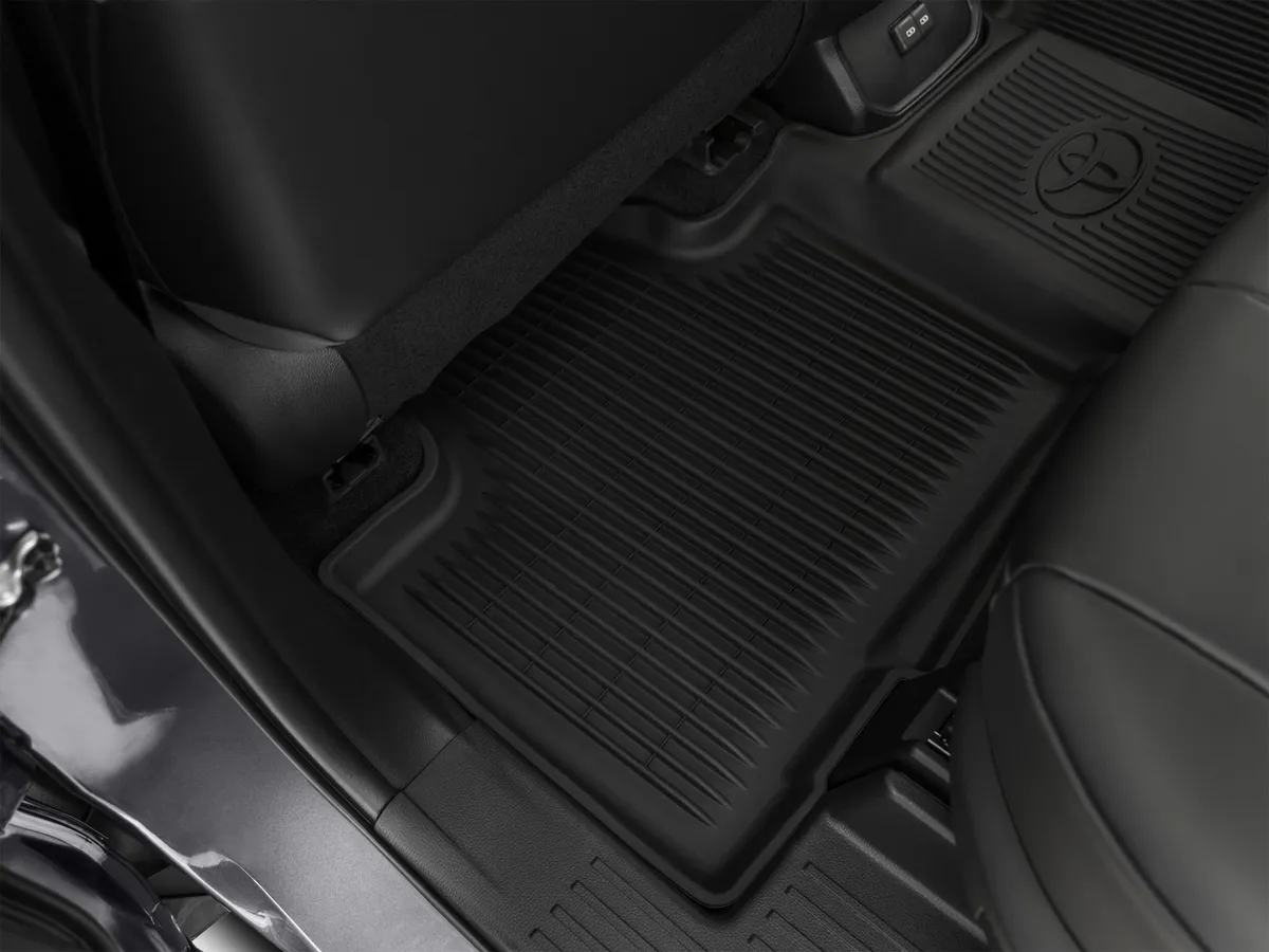 2024 Toyota Highlander XLE thumbnail 38