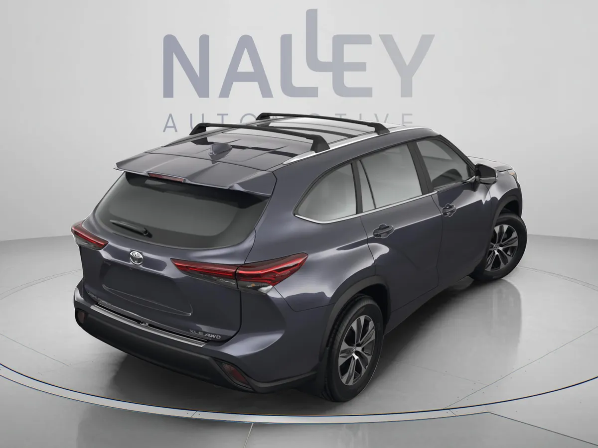 2024 Toyota Highlander XLE thumbnail 4