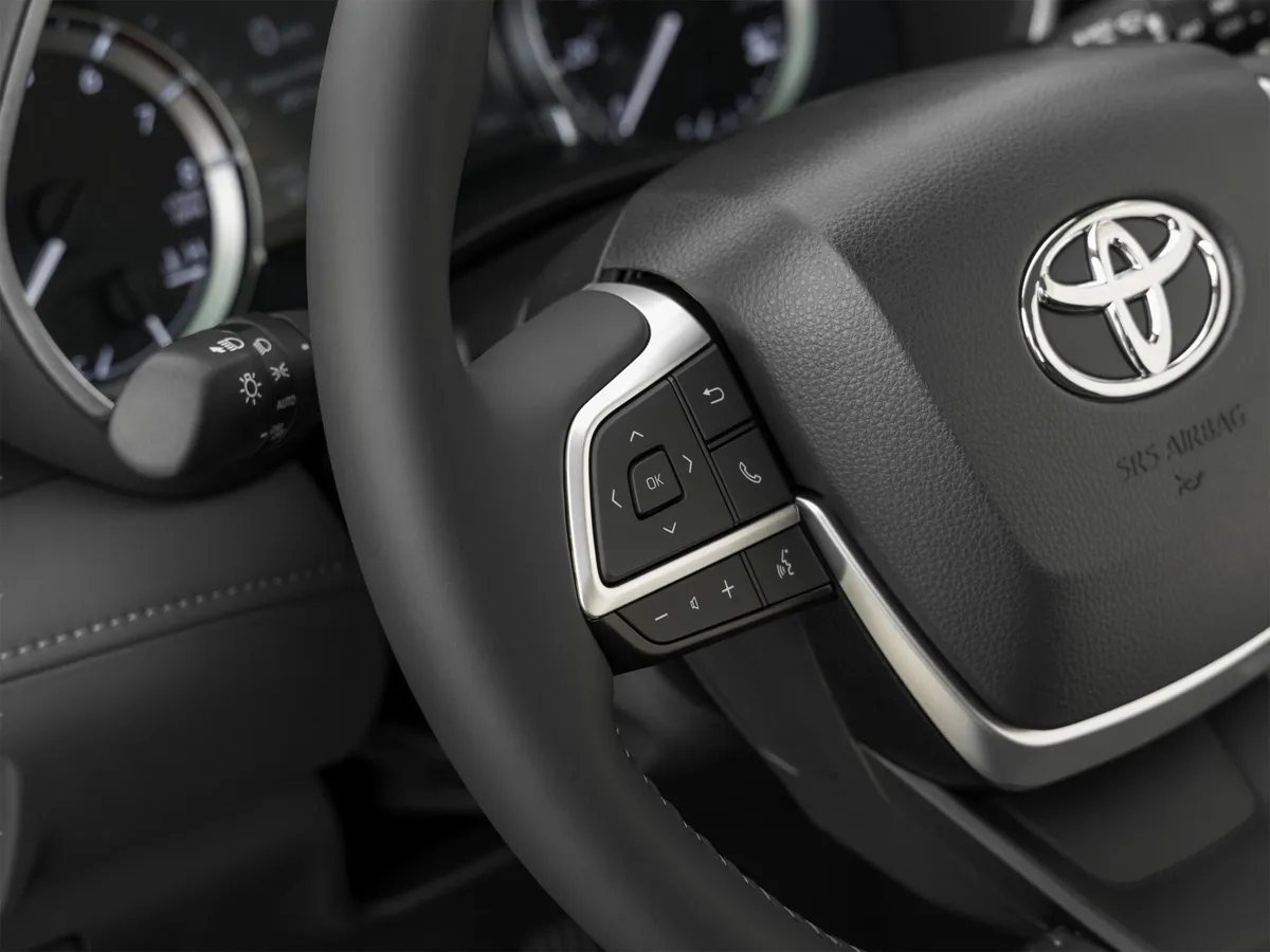 2024 Toyota Highlander XLE thumbnail 45