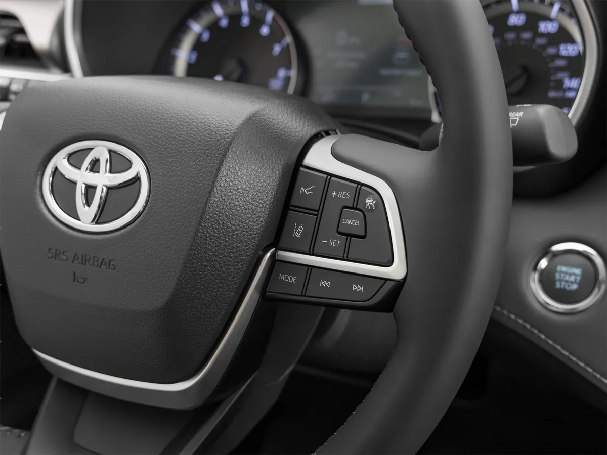 2024 Toyota Highlander XLE thumbnail 46