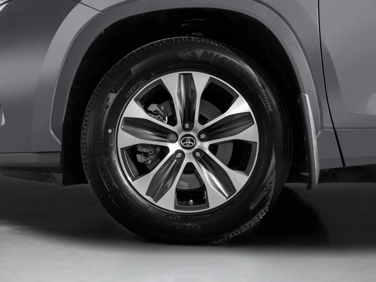 2024 Toyota Highlander XLE thumbnail 48