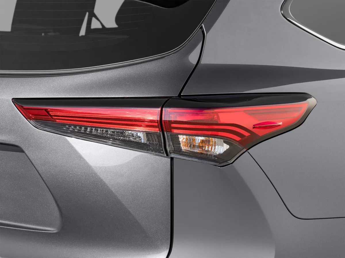 2024 Toyota Highlander XLE thumbnail 50