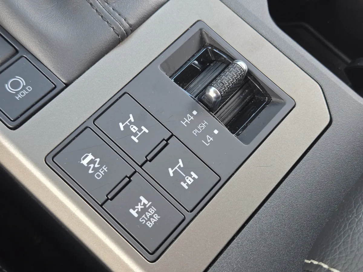 2024 Toyota Land Cruiser Base thumbnail 23