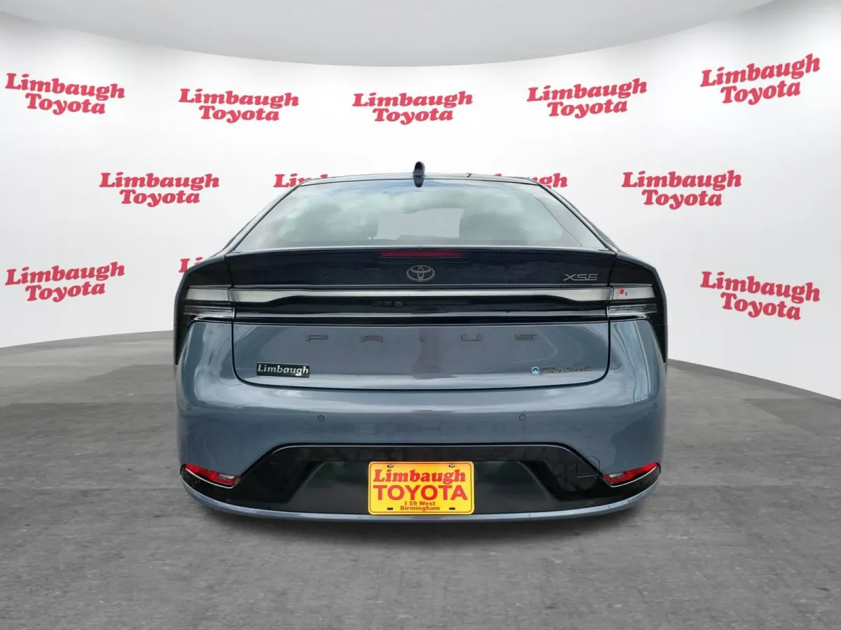 2024 Toyota Prius Prime XSE Premium thumbnail 26