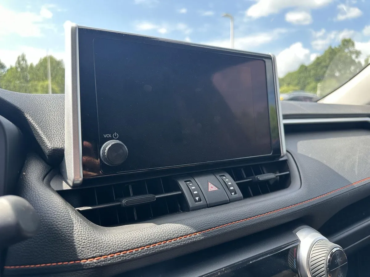 2024 Toyota RAV4 Adventure thumbnail 12
