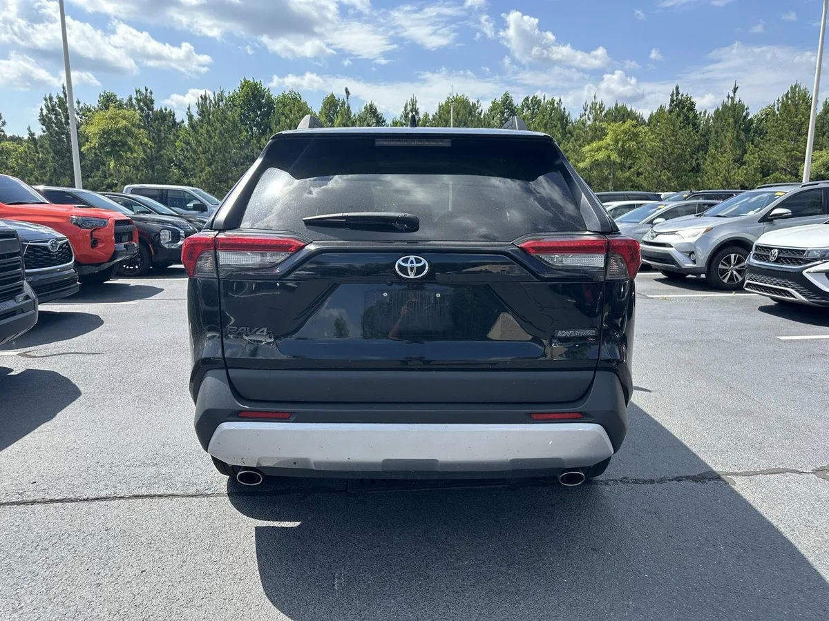 2024 Toyota RAV4 Adventure thumbnail 7