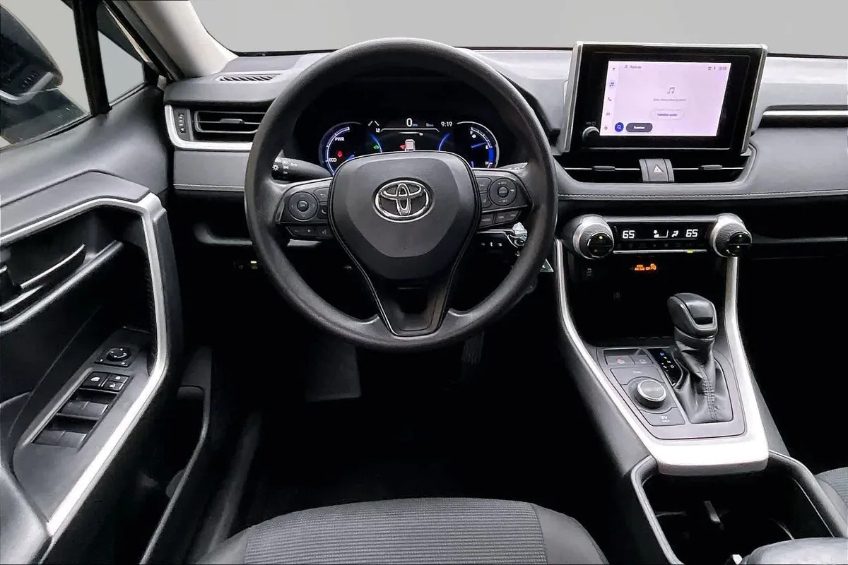 2024 Toyota RAV4 Hybrid LE thumbnail 6