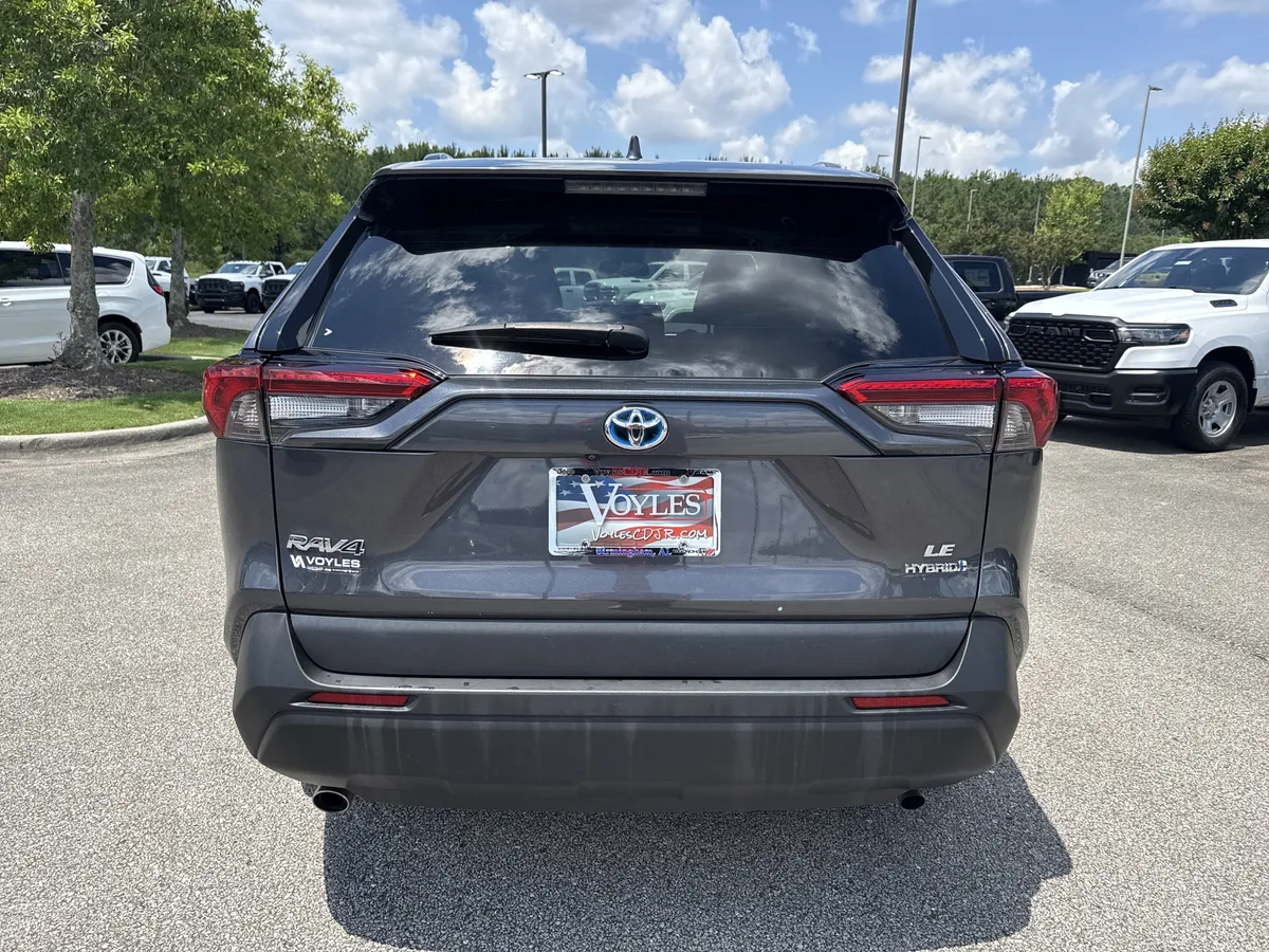 2024 Toyota RAV4 Hybrid LE thumbnail 6
