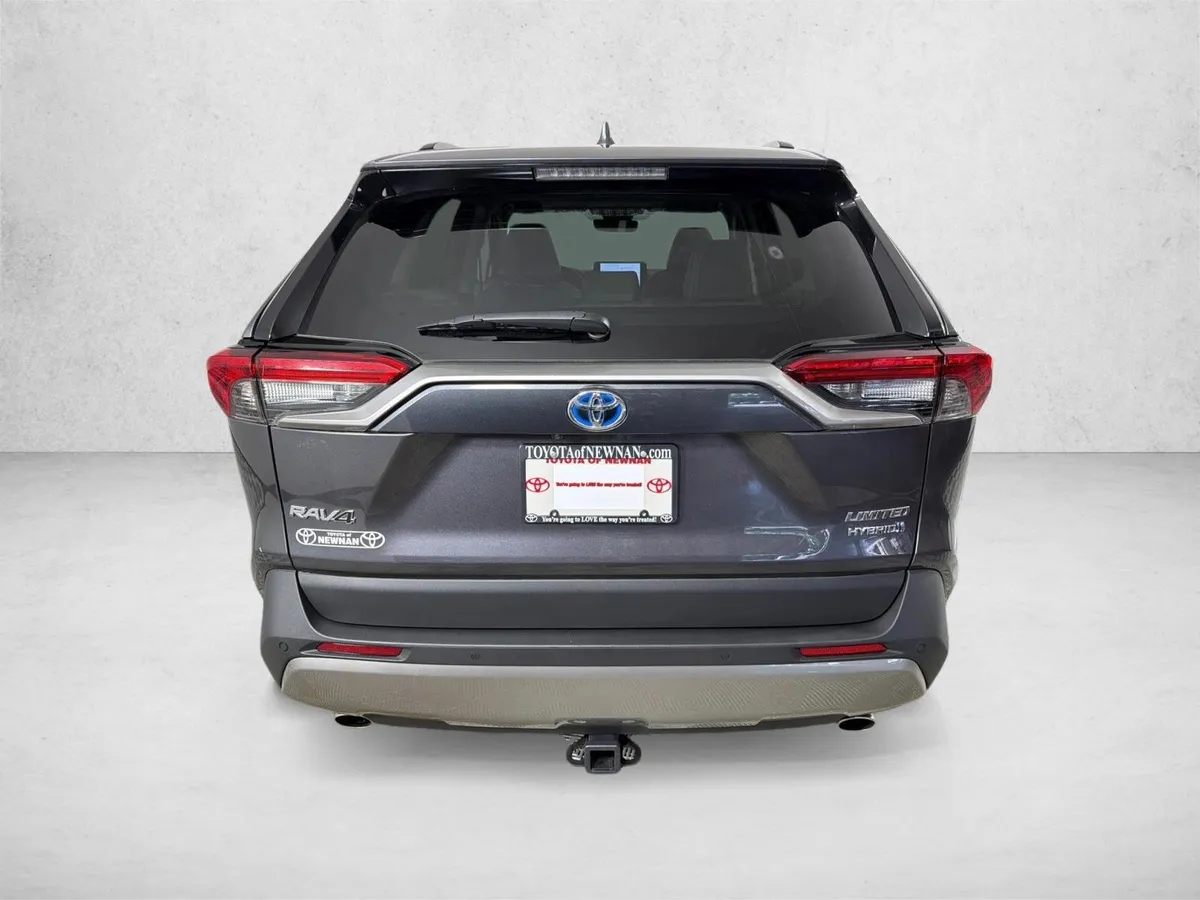 2024 Toyota RAV4 Hybrid Limited thumbnail 5