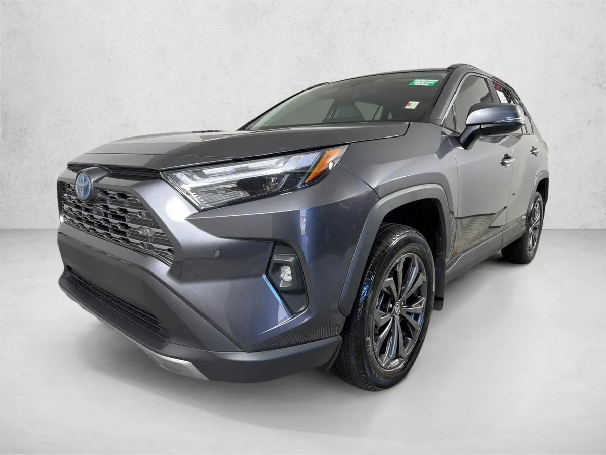2024 Toyota RAV4 Hybrid Limited thumbnail 8