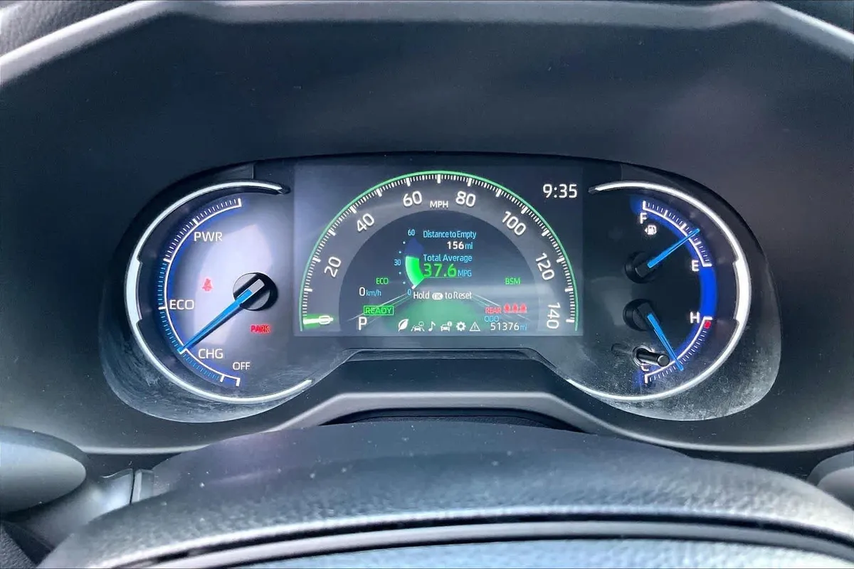 2024 Toyota RAV4 Hybrid XLE thumbnail 26