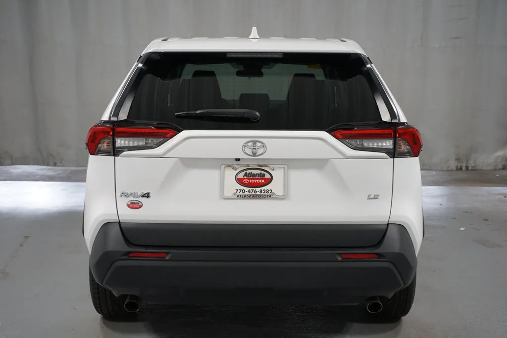 2024 Toyota RAV4 LE thumbnail 7