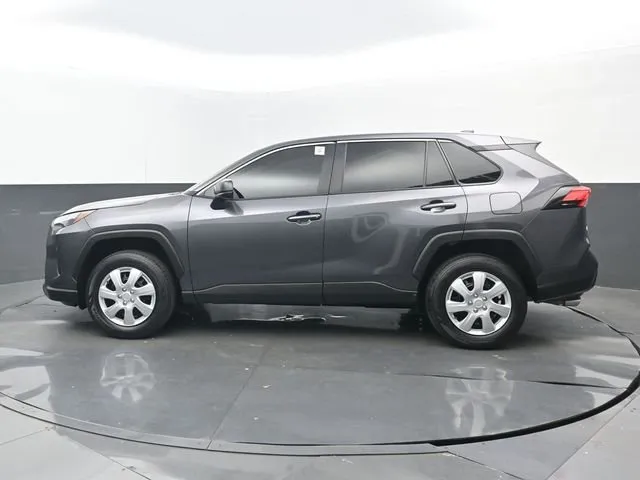 2024 Toyota RAV4 LE thumbnail 20